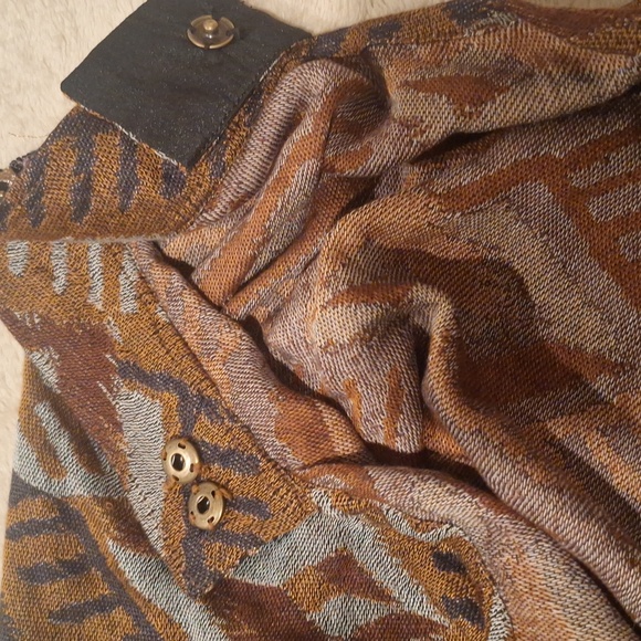 Soft Surroundings Asmara Embellished Topper wrap One size - Picture 7 of 7